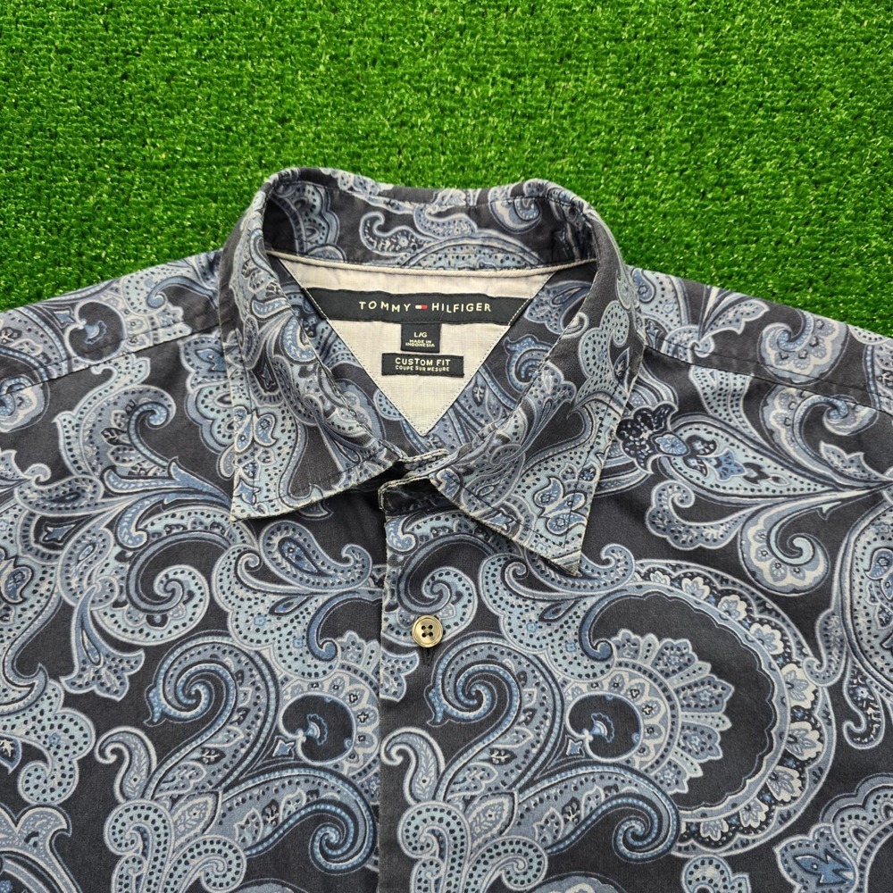 Tommy Hilfiger Shirt Mens Large Blue Paisley Button Up Preppy‎ Casual Custom Fit - Picture 2 of 6